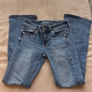 Women’s American Eagle Outfitters bootcut/kick boot jeans size 4